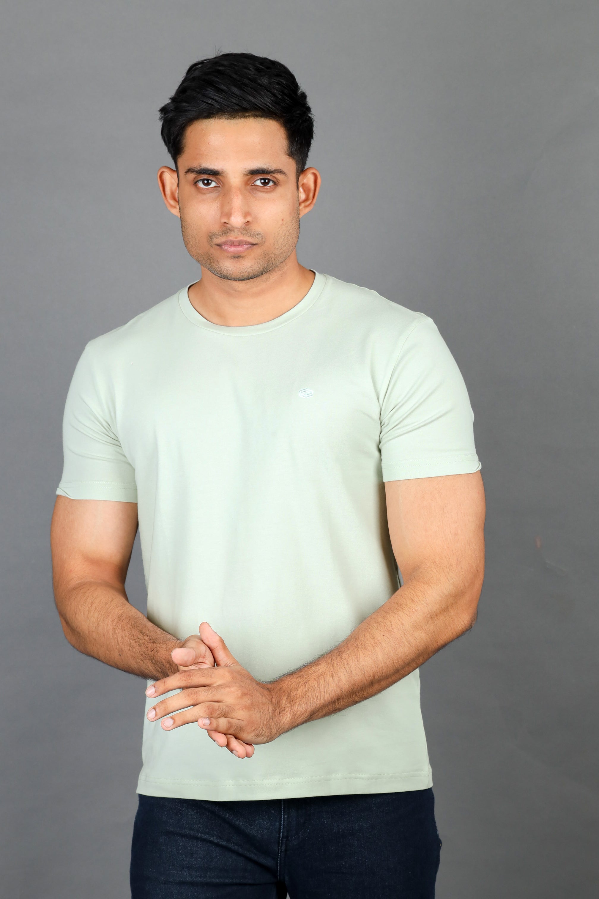 Emerald Tees Slim fit-Green Sit