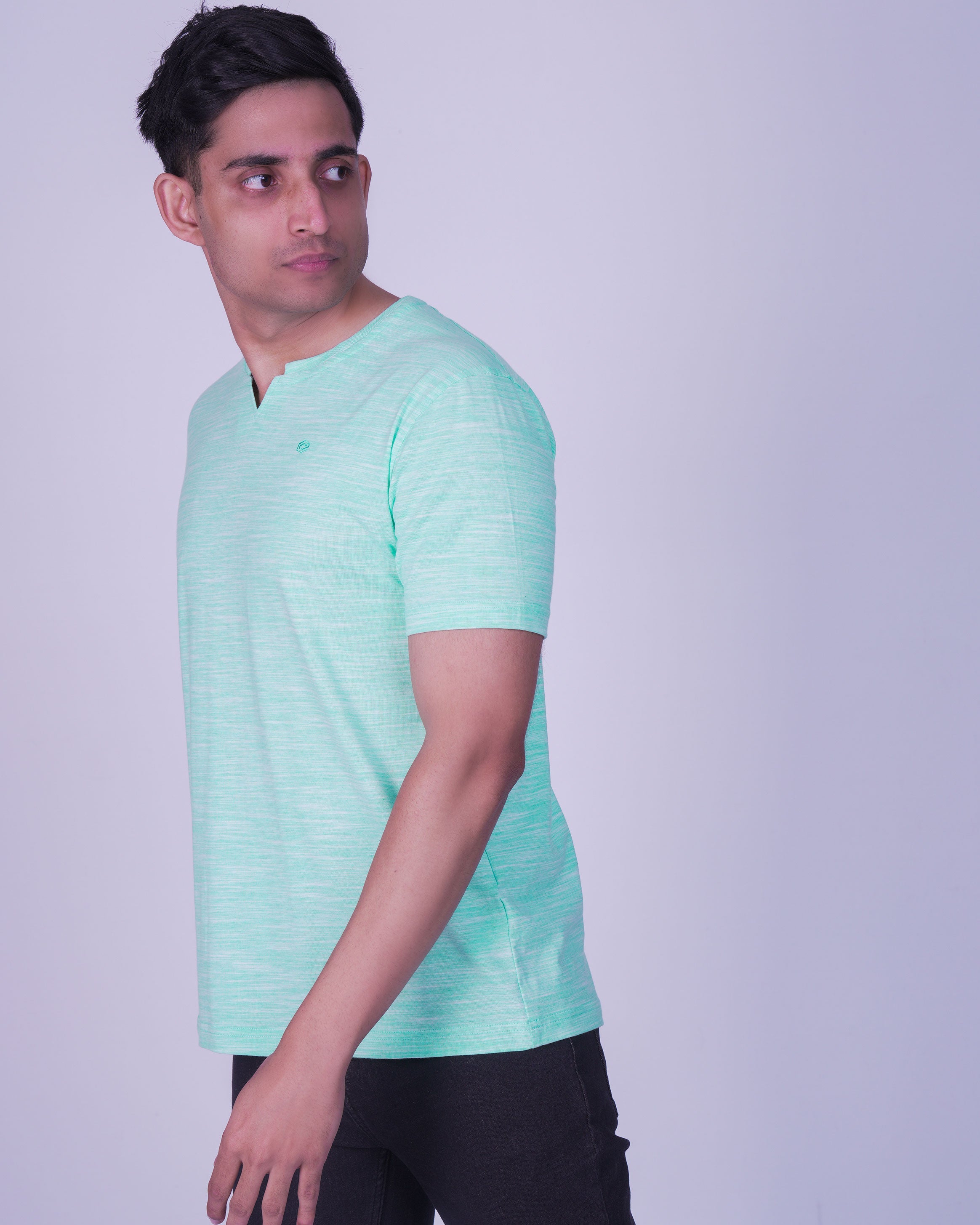 Emerald Plain Curve Neck tee-Soothing Sea