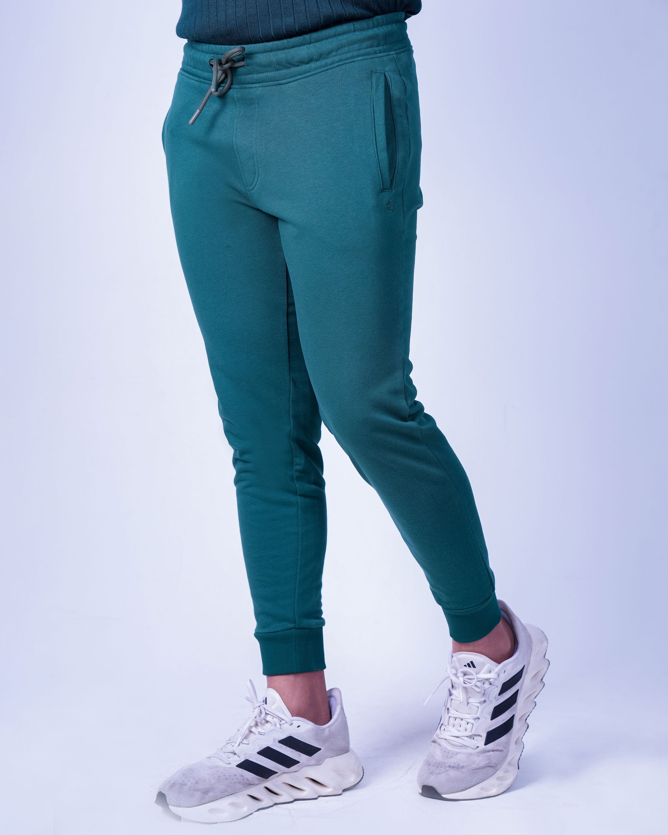 Emerald Jogger Plain Slim Fit - Pineneedle