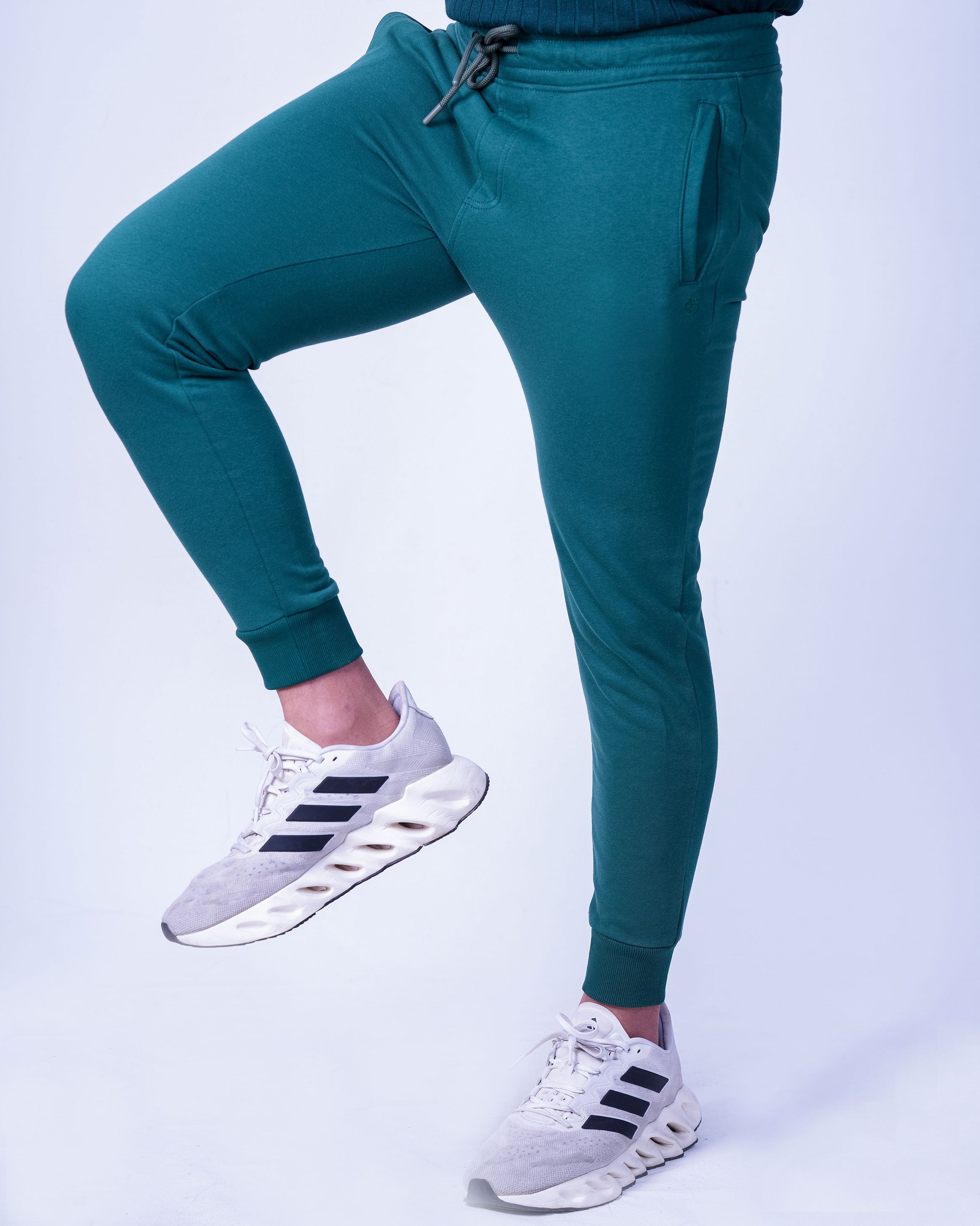 Emerald Jogger Plain Slim Fit - Pineneedle