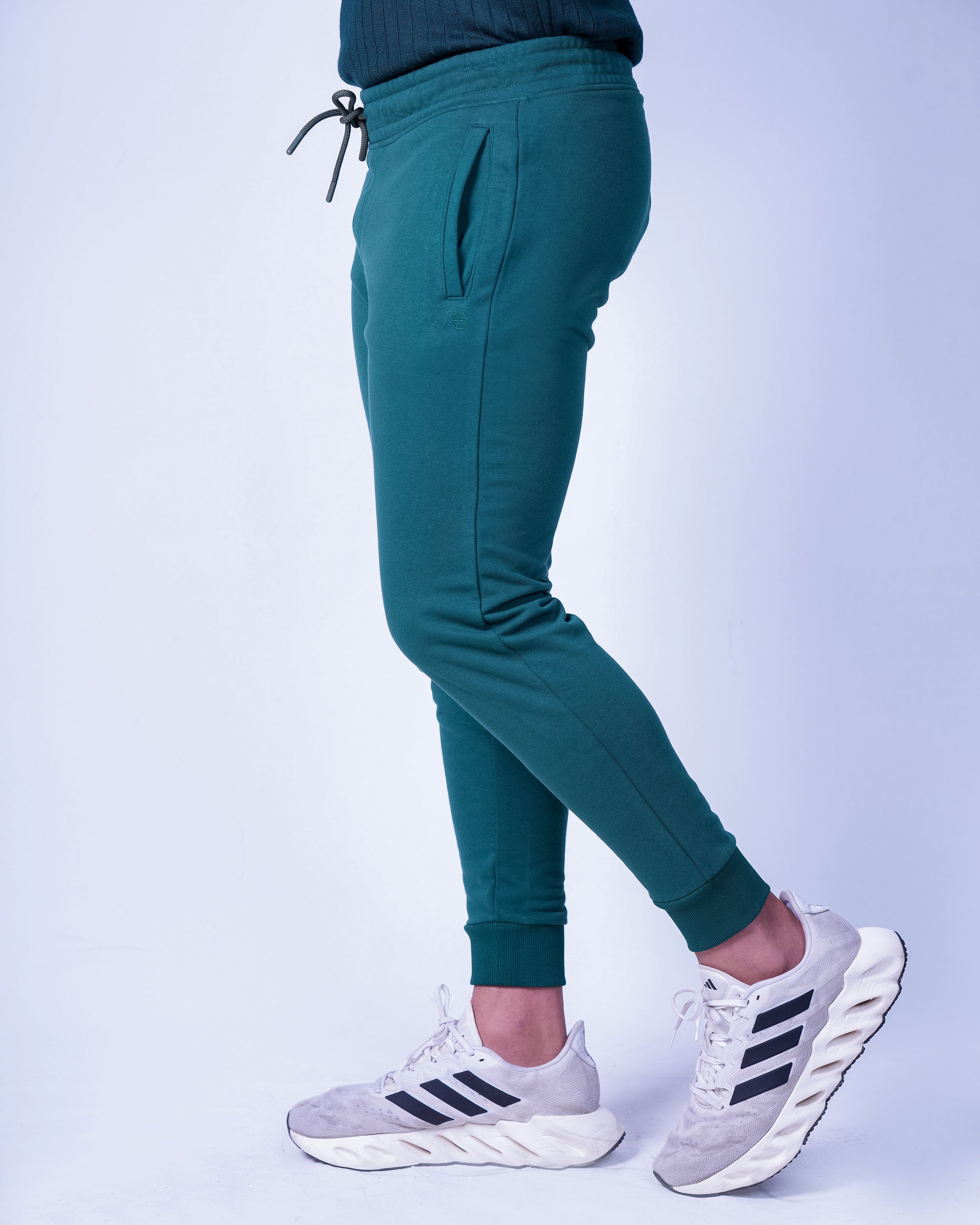 Emerald Jogger Plain Slim Fit - Pineneedle