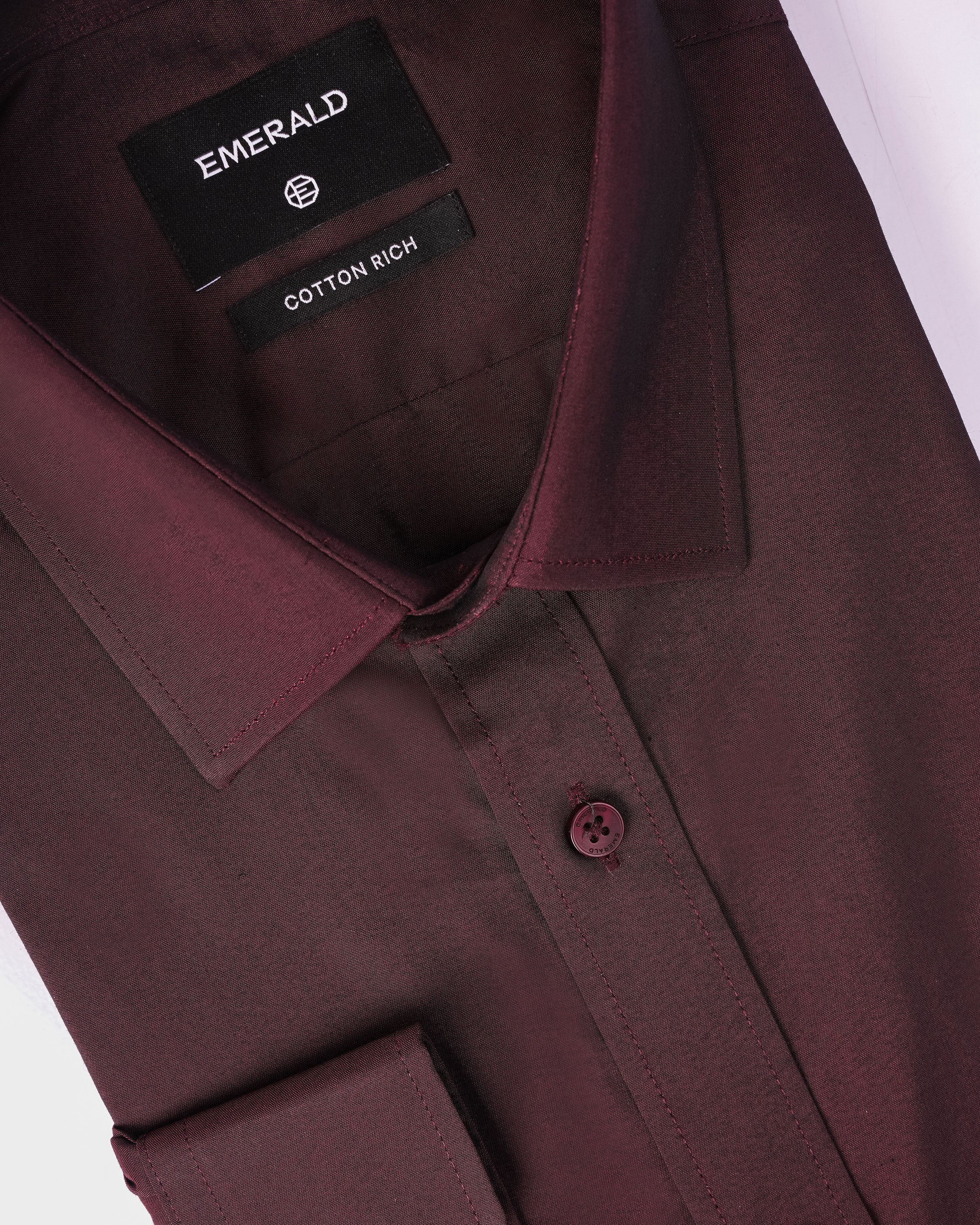 Emerald Evening Plain Regular Fit - Garnet