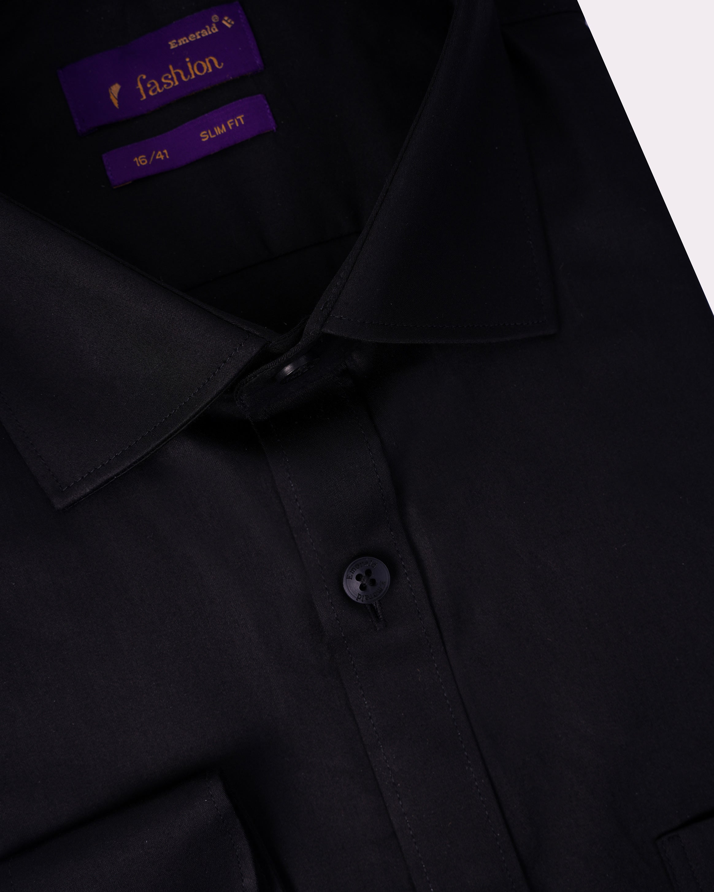 Emerald Fashion Plain Slim Fit-Black