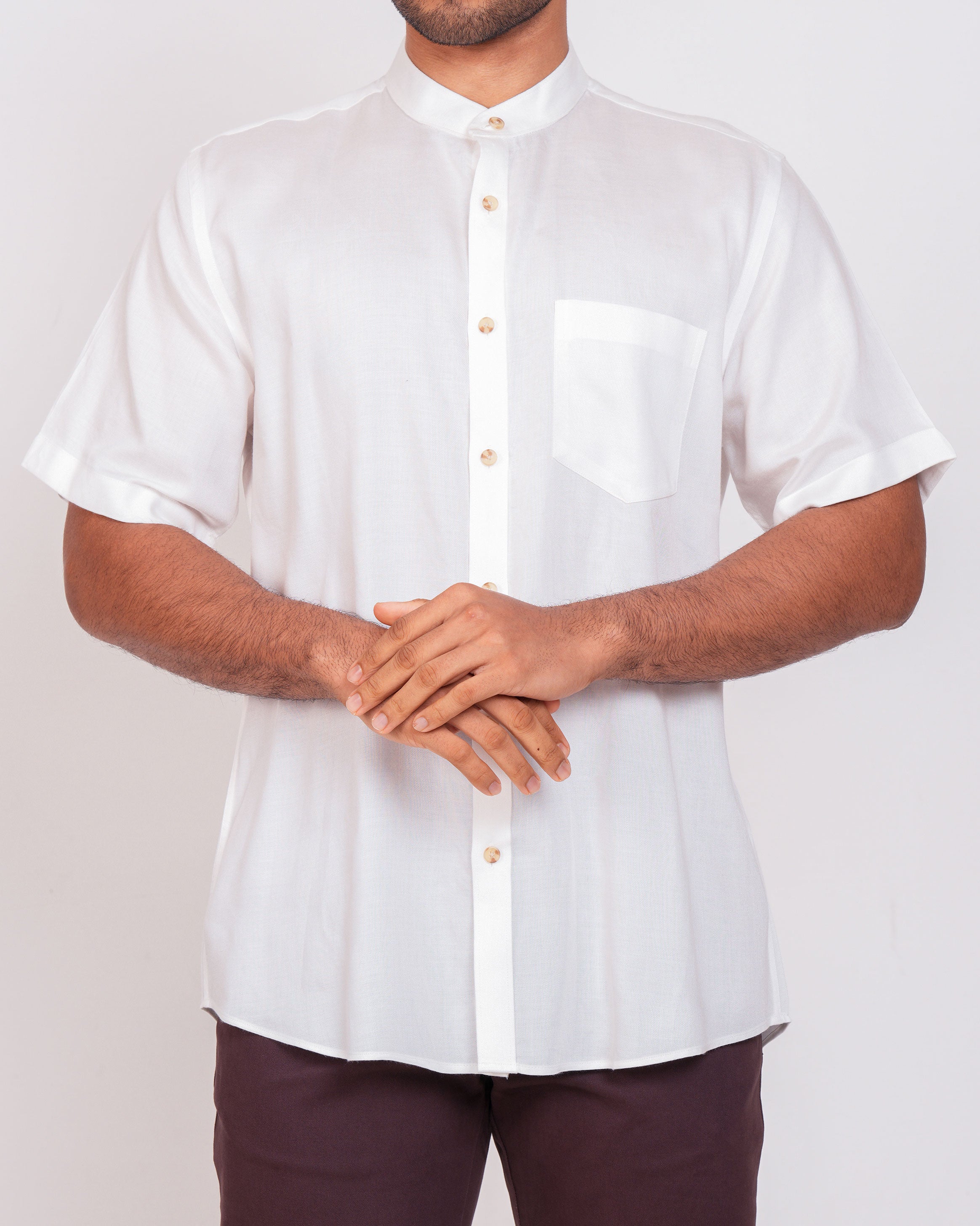 Emerald Casual Plain Slim Fit-Egret