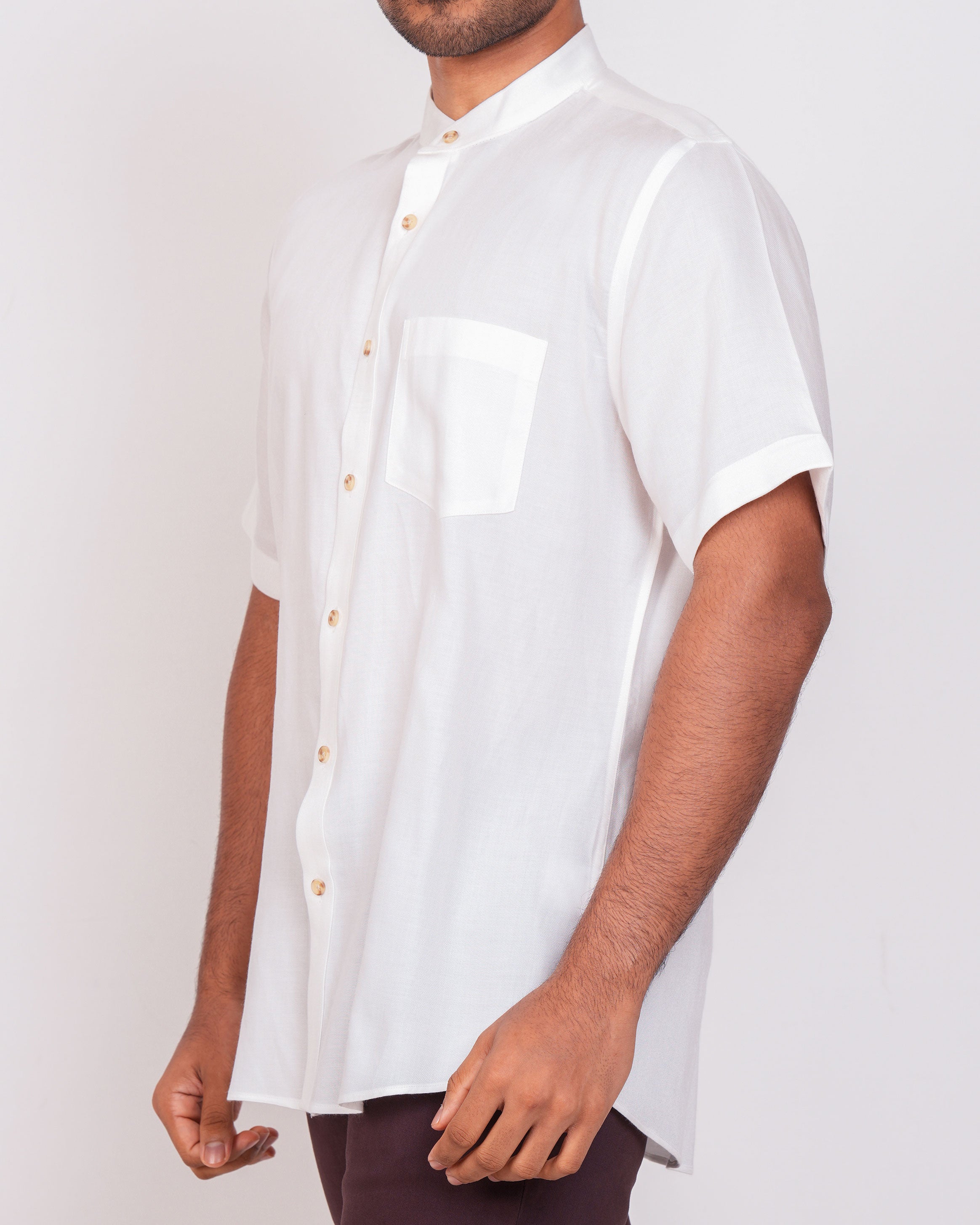Emerald Casual Plain Slim Fit-Egret