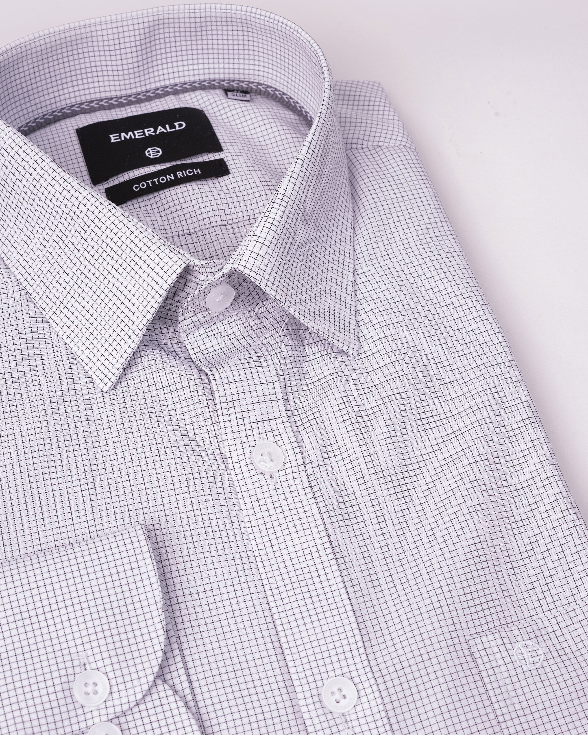 Emerald Corporate Checks Slim Fit - Black