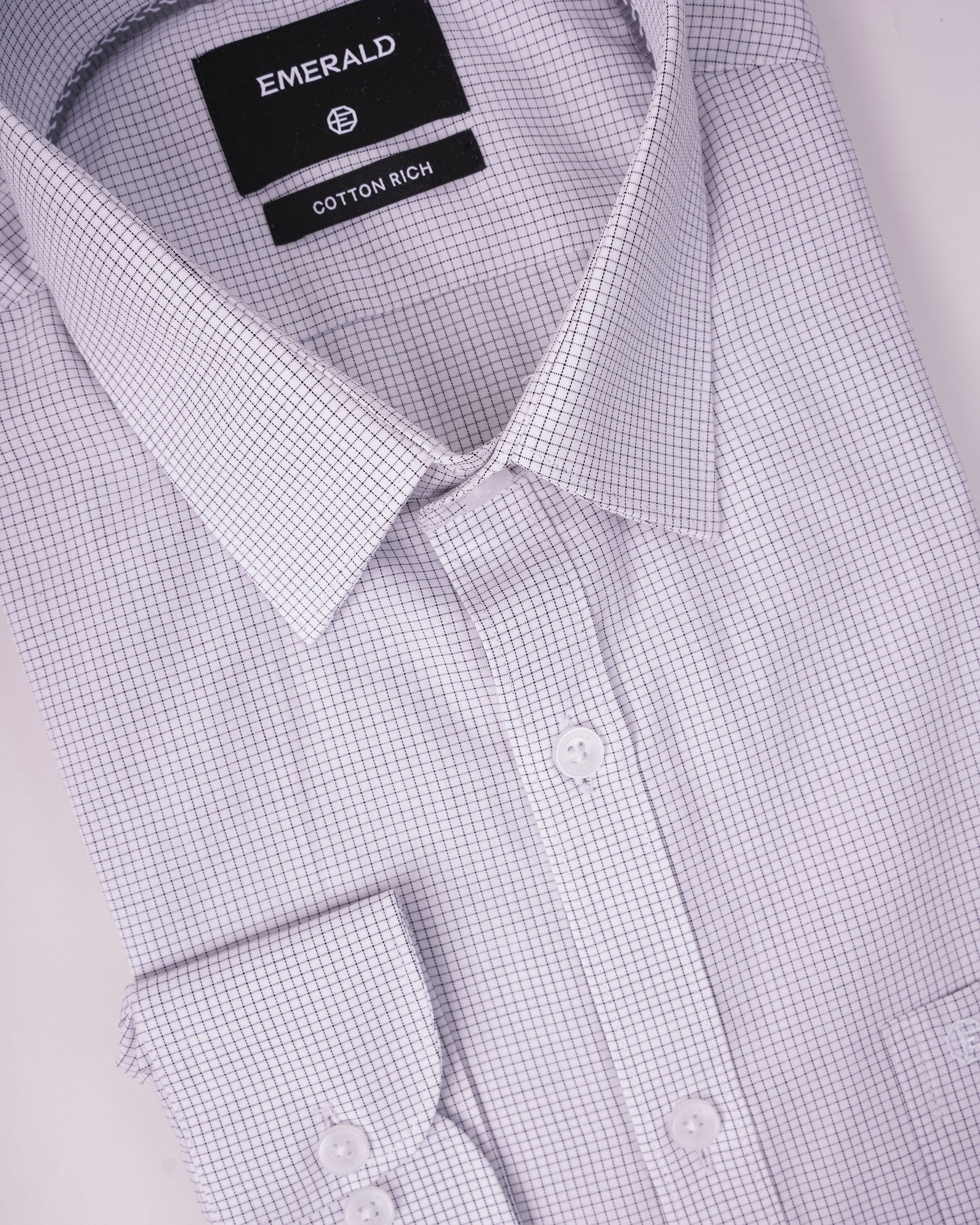 Emerald Corporate Checks Slim Fit - Black