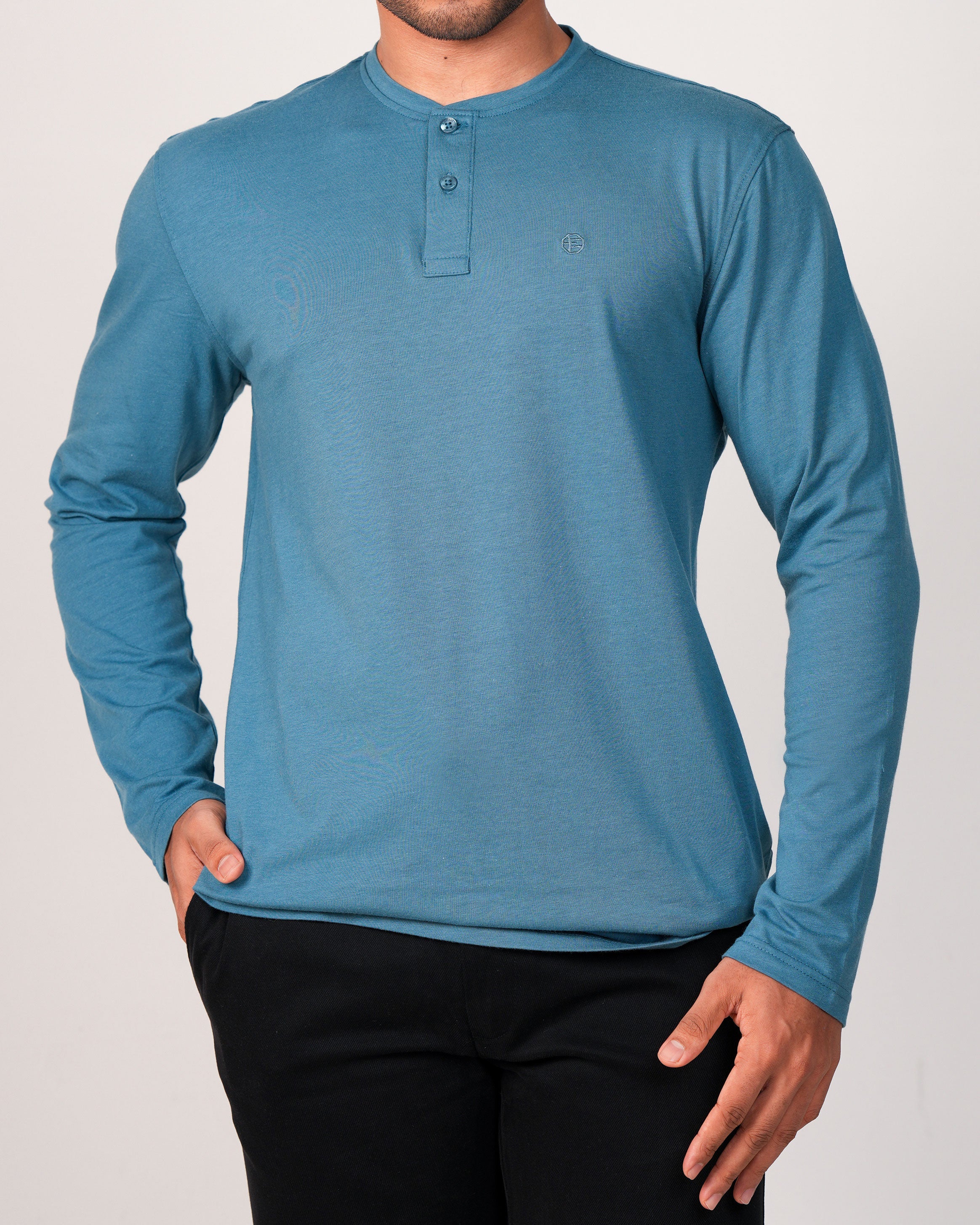 Emerald Henley Plain Slim Fit-Sky Way