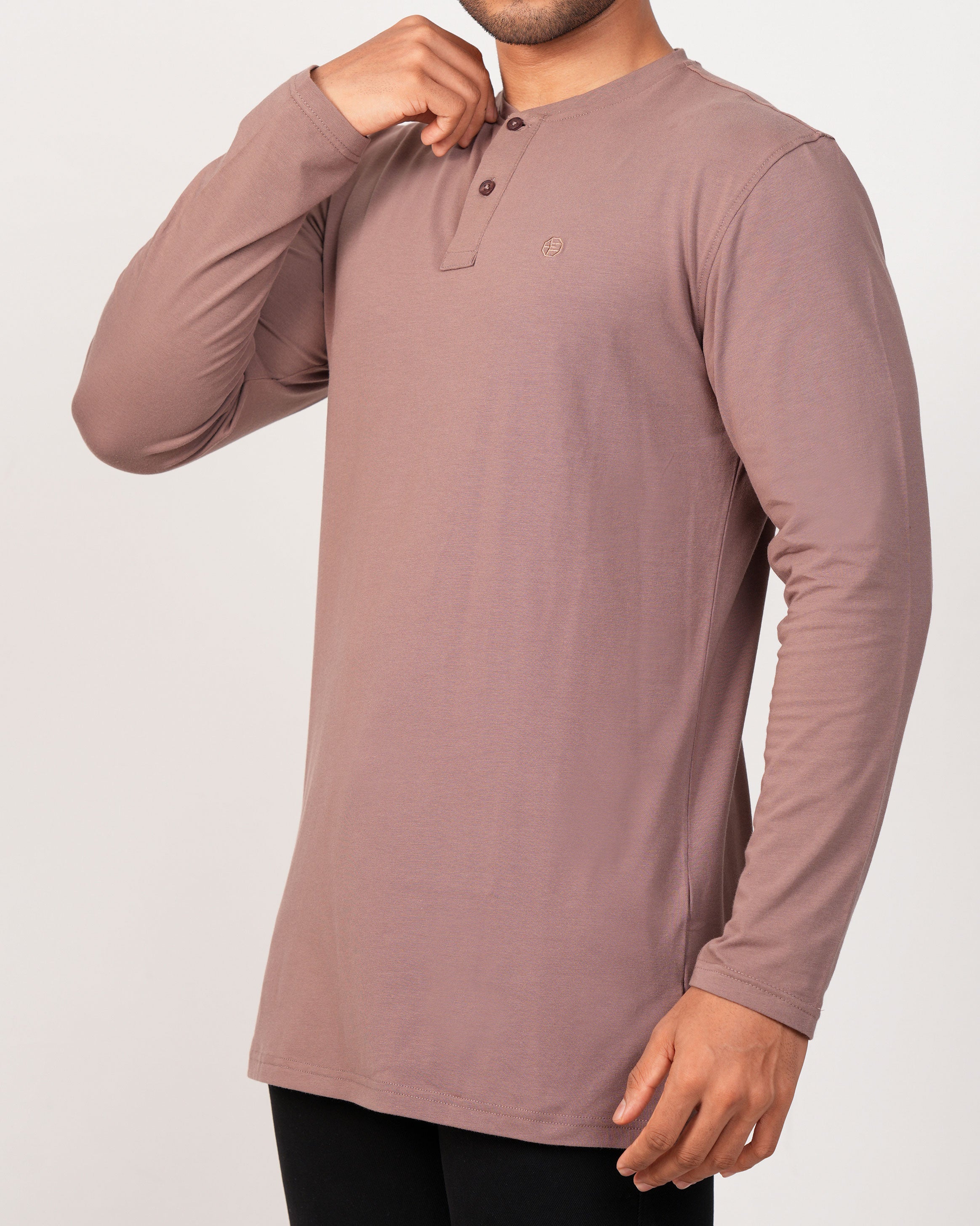 Emerald Henley Plain Slim Fit-Mahogany