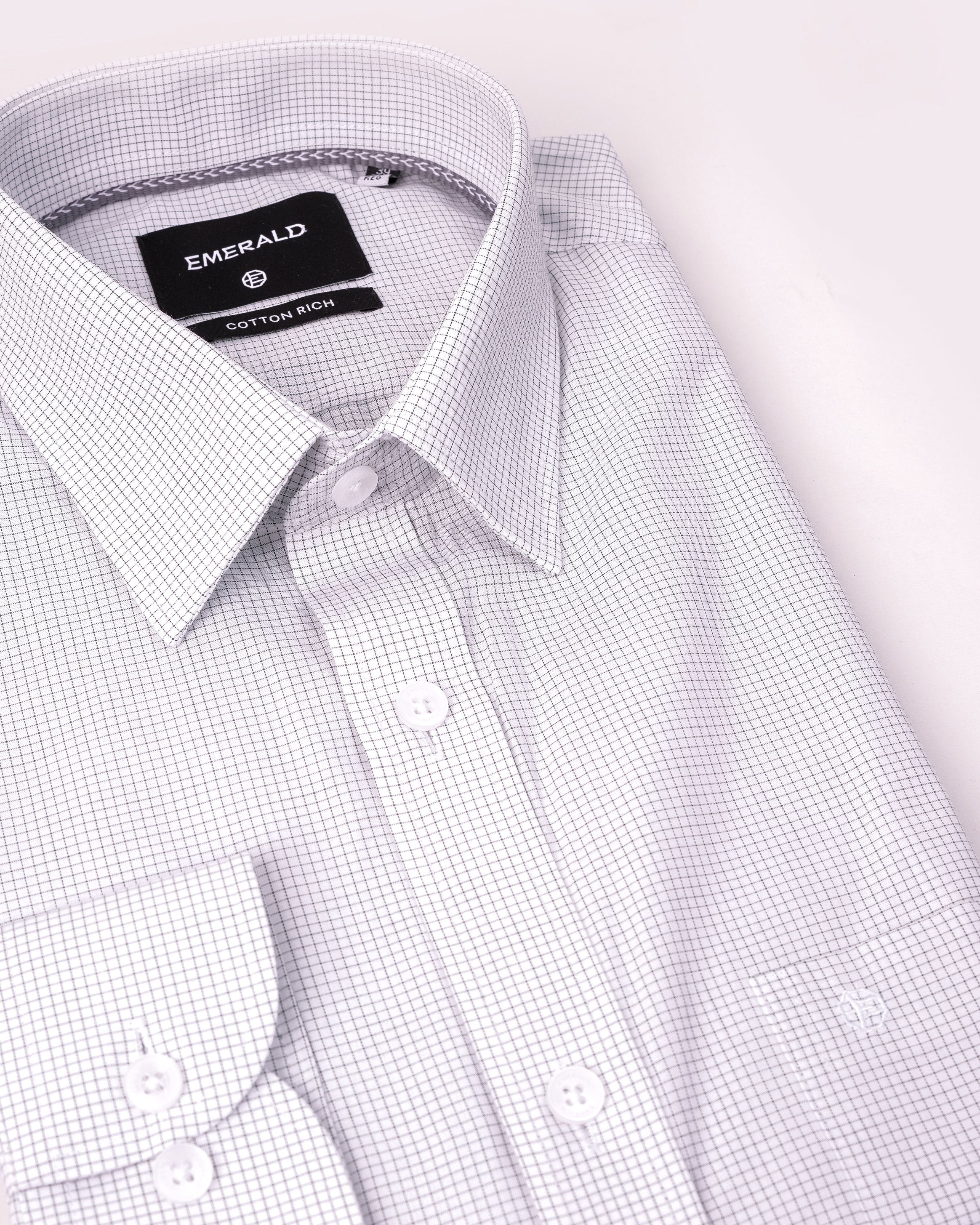 Emerald Corporate Checks Regular Fit - Green