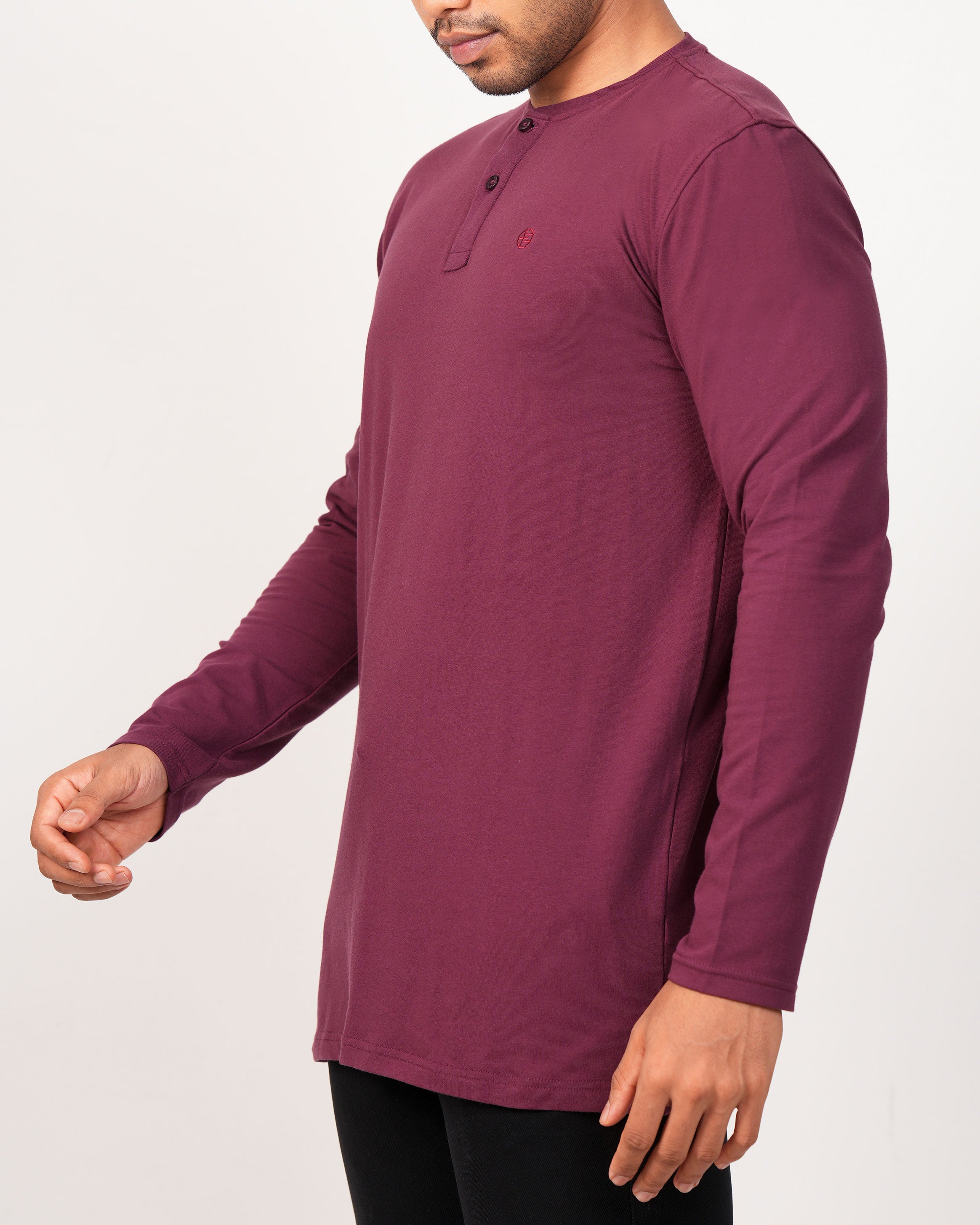 Emerald Henley Plain Slim Fit-Raspberry Wine