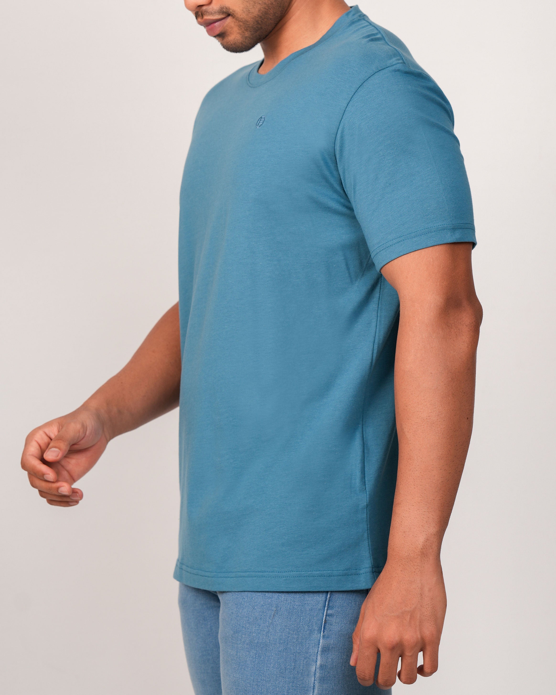 Emerald Crew Neck Plain Slim Fit-Mediterranian Blue