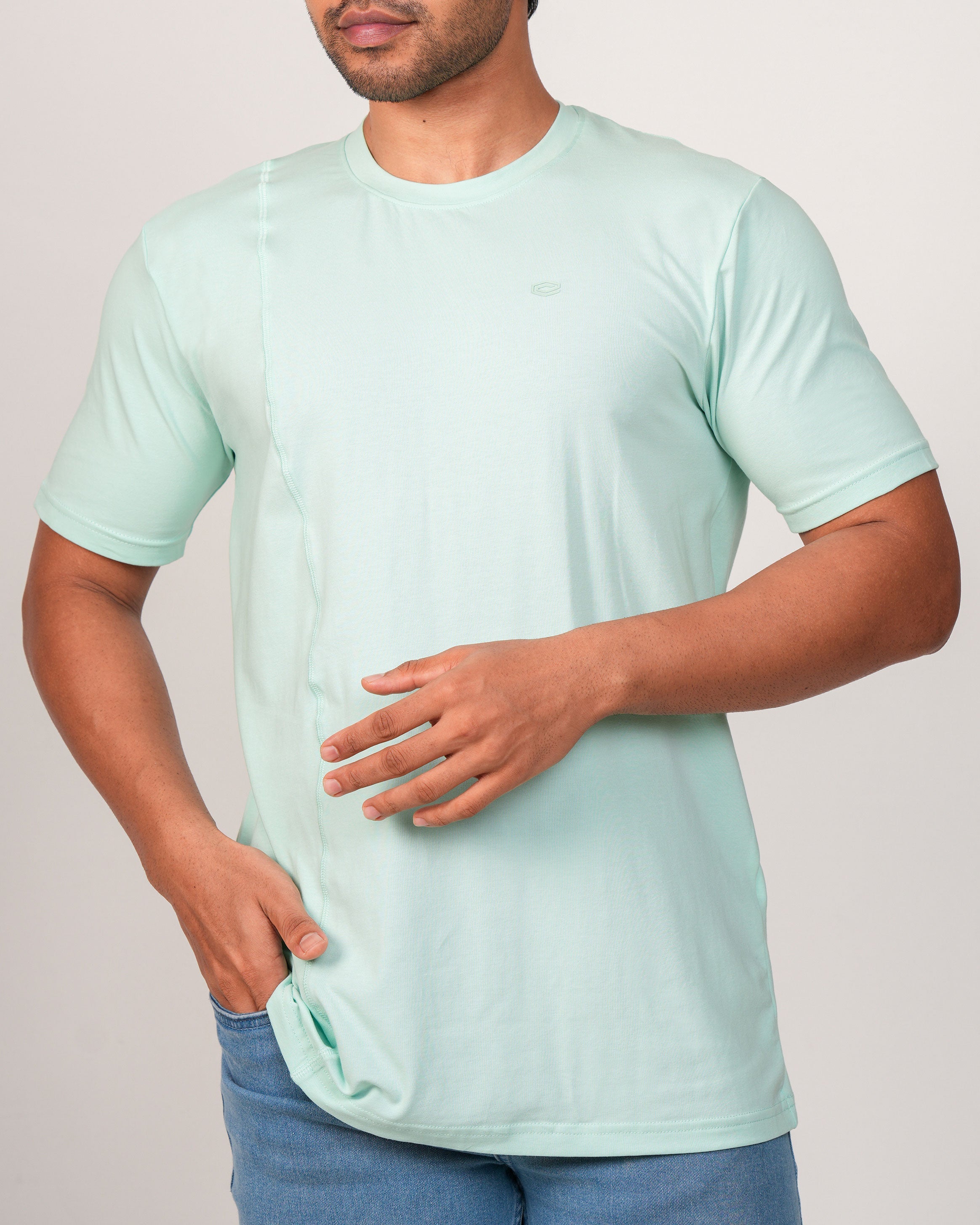 Emerald Crew Neck Slim Fit-Green Yucca