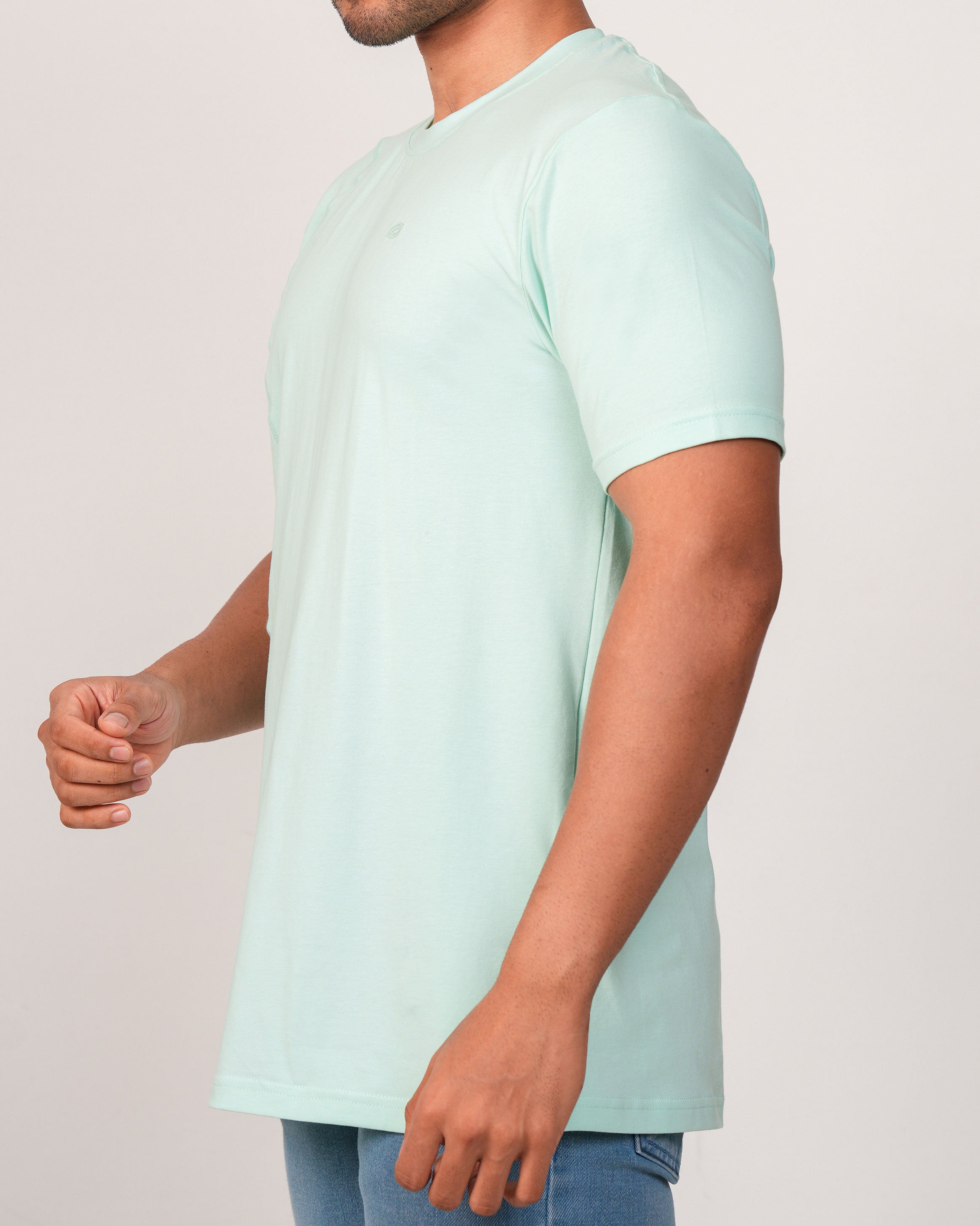 Emerald Crew Neck Slim Fit-Green Yucca