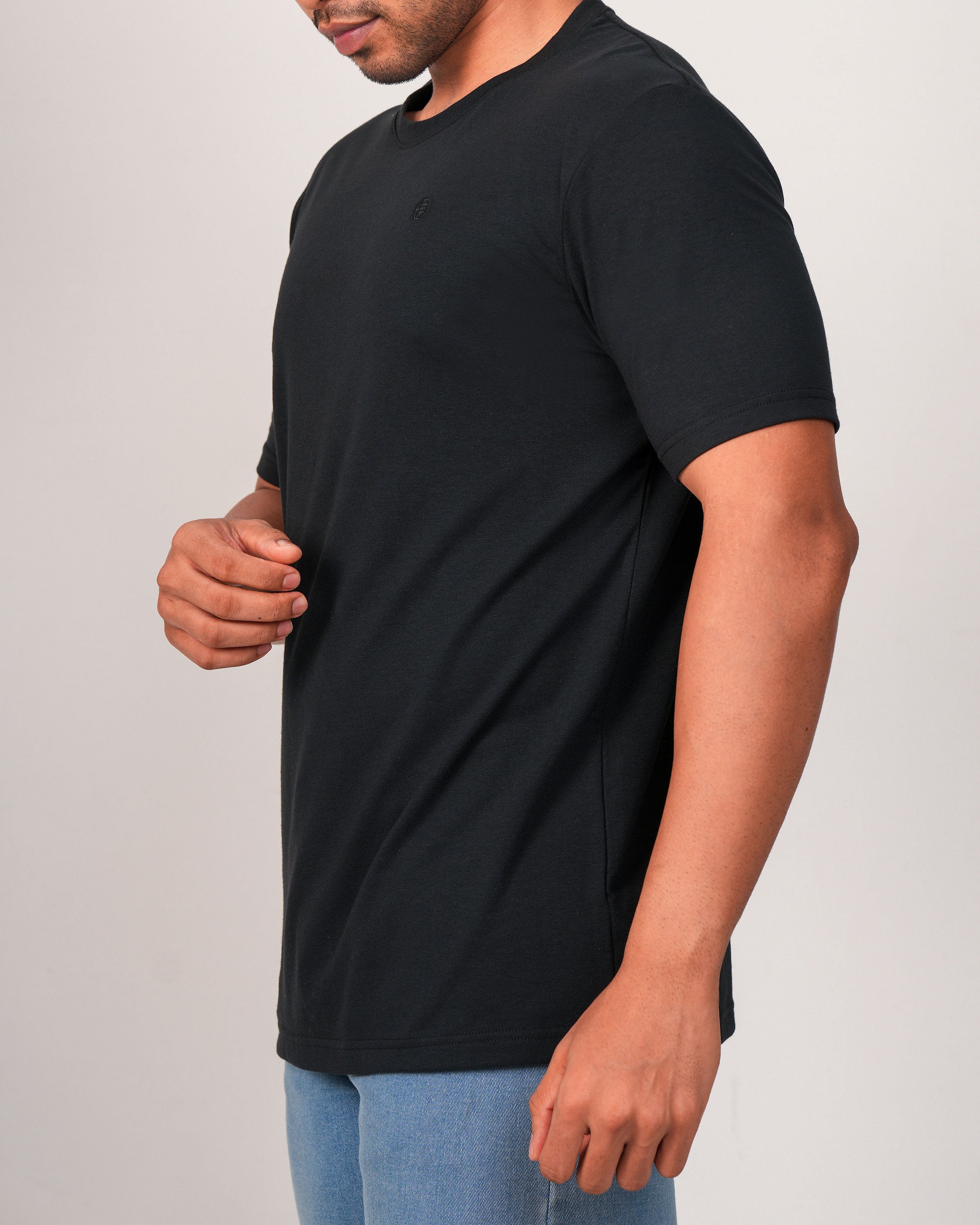 Emerald Crew Neck Plain Slim Fit-Jet Set