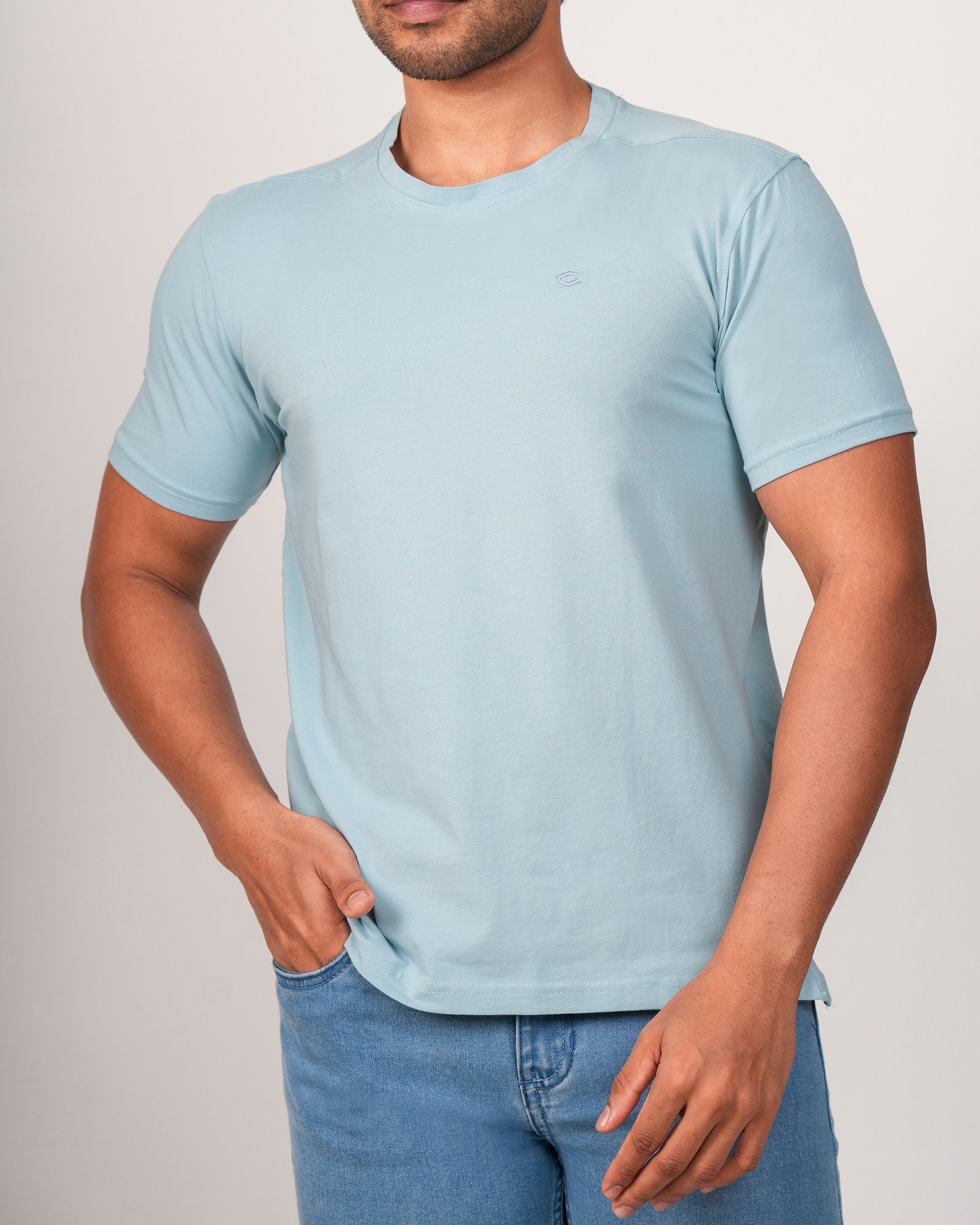 Emerald Crew Neck Trangel Shoulder Tee-Dream Blue
