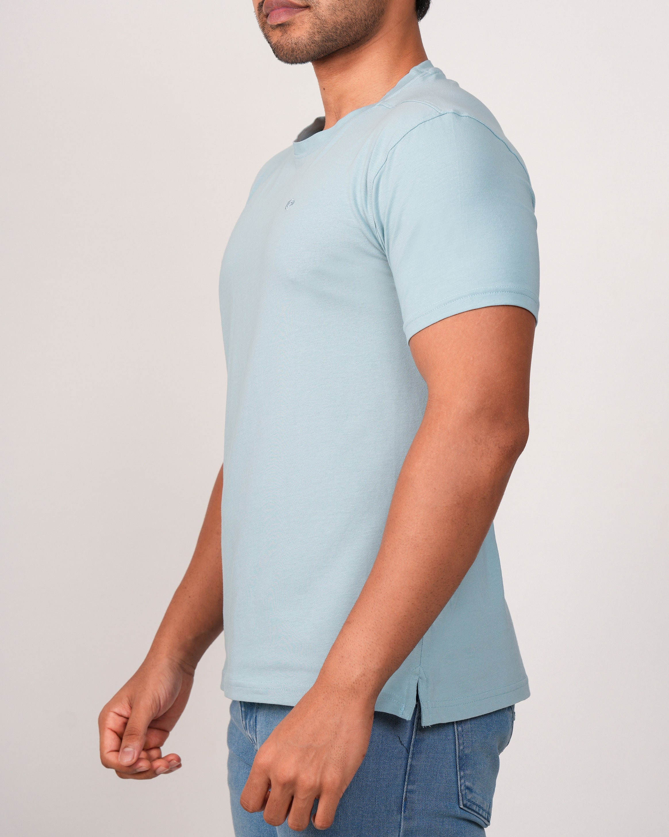Emerald Crew Neck Trangel Shoulder Tee-Dream Blue