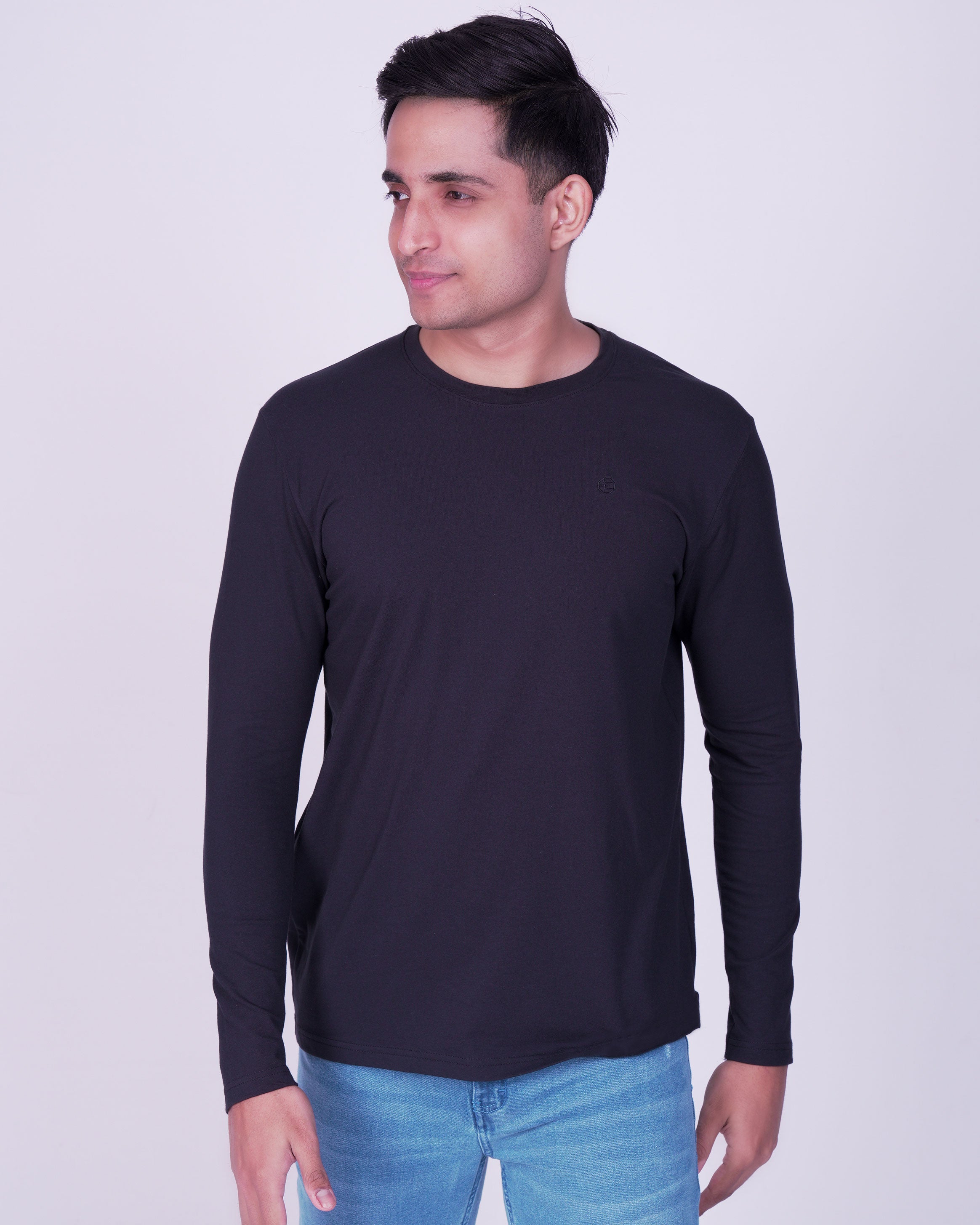 Emerald Crew Neck Plain Slim Fit-Black