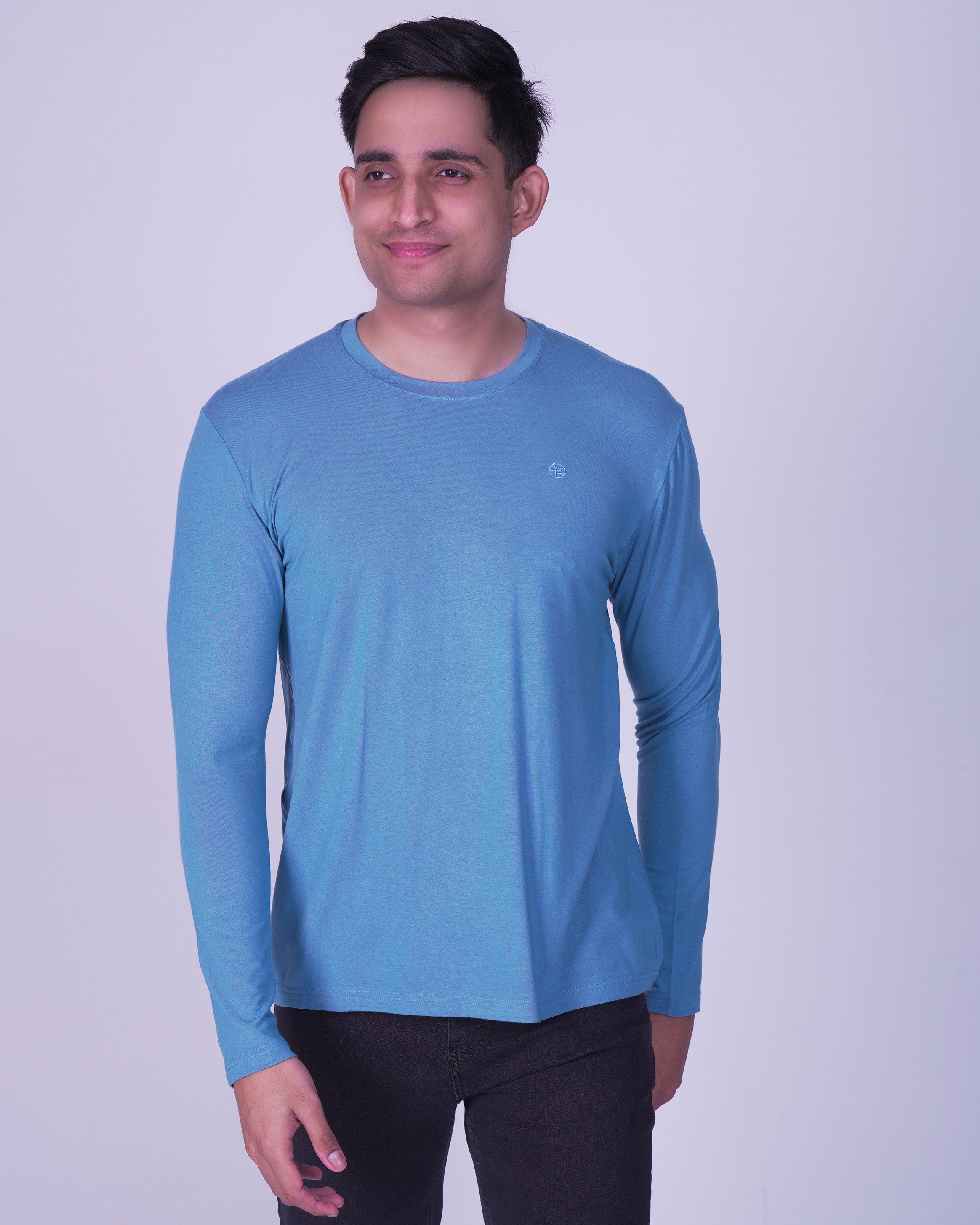 Emerald Crew Neck Plain Slim Fit-Adriatic Blue